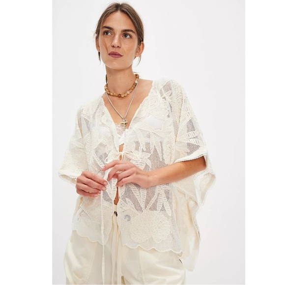 Free People Bohemian Beach Ethereal Cottage Lace Willow Tie Front Cape Kimono OS - Picture 5 of 15